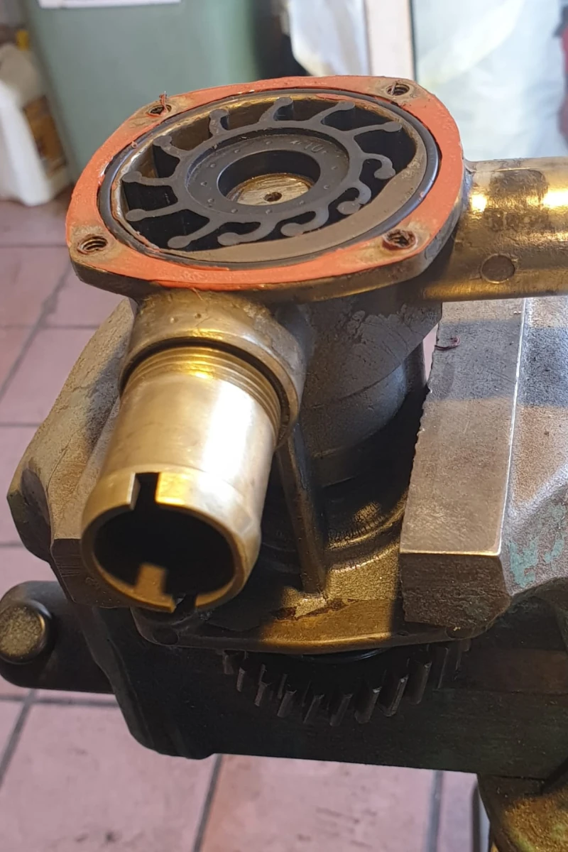 Revisione circuito di raffreddamento 