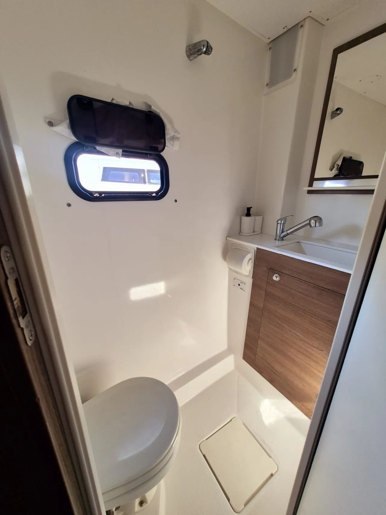 Catamarano VICHI Bali Catspace