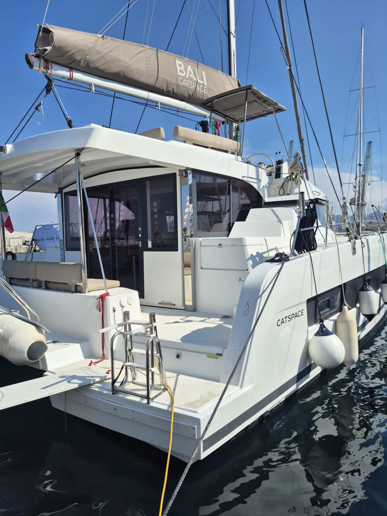 Catamarano VICHI Bali Catspace